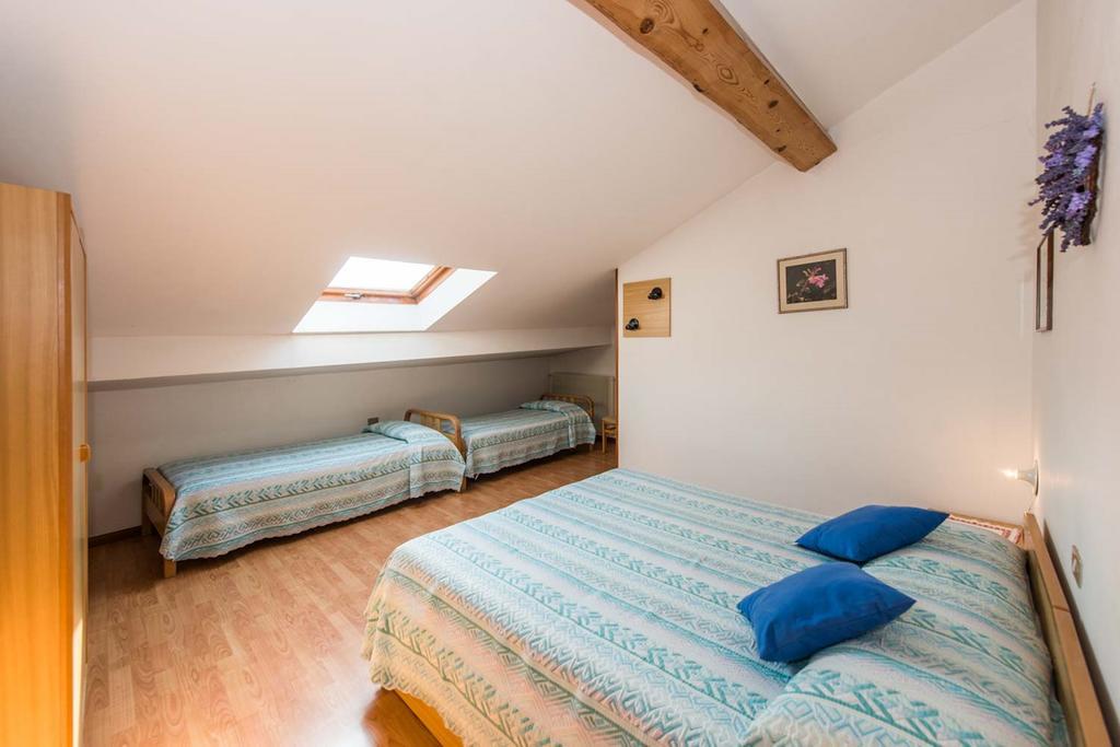 Albergo Antica Rosa Levico Terme Bagian luar foto